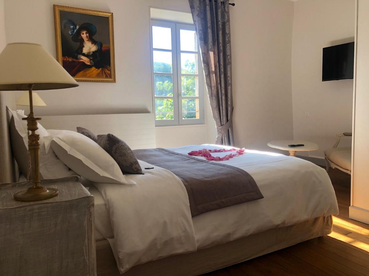 Domaine De Monplaisir Bed & Breakfast Caylus Eksteriør bilde