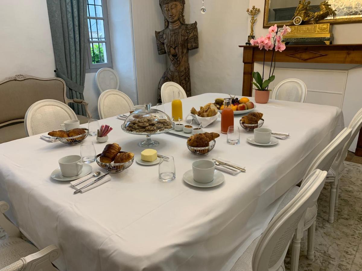 Domaine De Monplaisir Bed & Breakfast Caylus Eksteriør bilde
