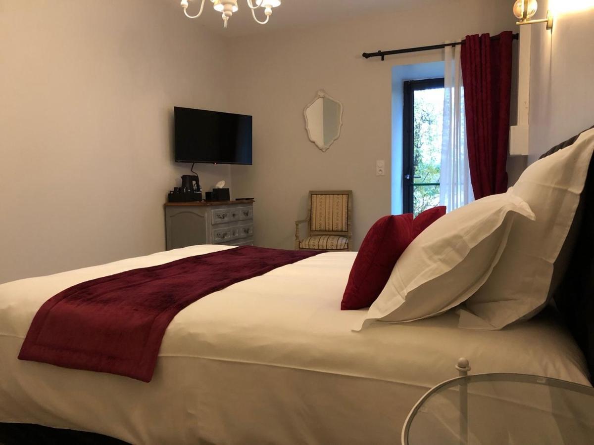 Domaine De Monplaisir Bed & Breakfast Caylus Eksteriør bilde